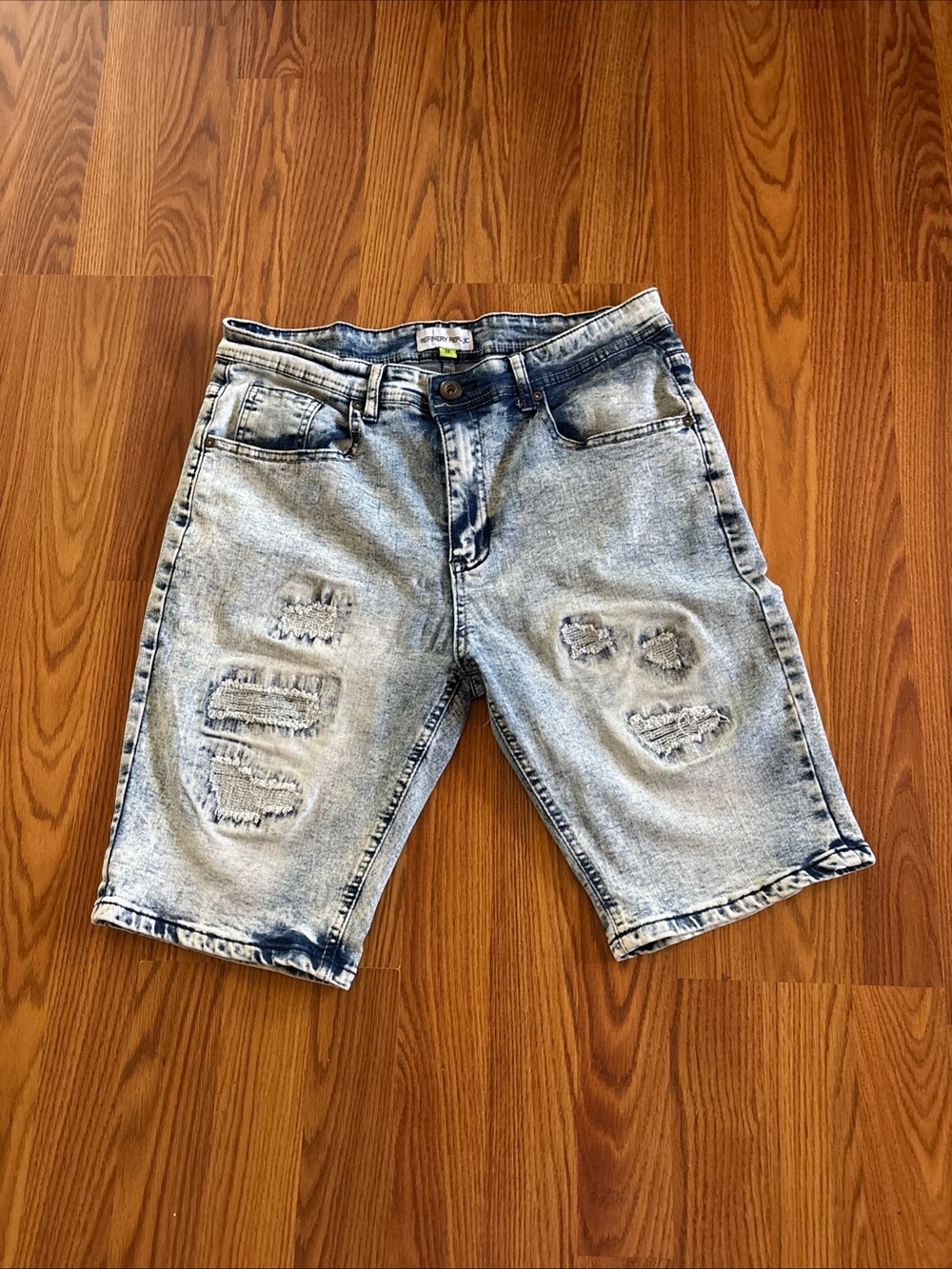 W 34 Refinery Republic Light Blue Distressed Men's Denim Shorts -